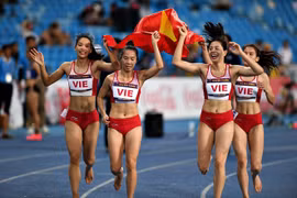 Nguyễn Thị Huyền cùng đồng đội xuất sắc giành tấm HCV giải vô địch điền kinh châu Á