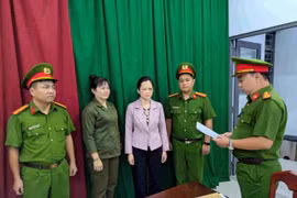 Tạm giữ hình sự chủ cơ sở nha khoa Tuyết Chinh hành hung khách hàng