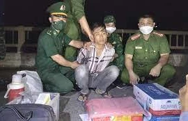 [Tin nhanh tối 24-5-2022] Nhận vận chuyển 19.000 viên ma túy để lấy 2 triệu đồng tiền công