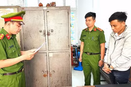 [Tin nhanh tối 29-11-2022] Chủ quán karaoke bảo kê 57 người mở 'tiệc ma túy'