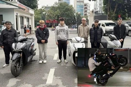 Quây bắt nhóm ‘quái xế’ bốc đầu xe, gây náo loạn đường phố 