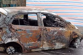 Phát hiện thi thể một người đàn ông chết cháy trong xe ô tô