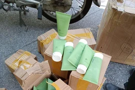 Liên tiếp phát hiện lái xe chở hàng không rõ nguồn gốc, xuất xứ