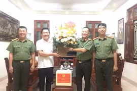 Công an Hà Nội tri ân những đóng góp của thế hệ đi trước và đồng đội