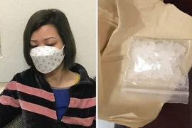 Cô gái tự giao nộp ma túy khi gặp cảnh sát cơ động