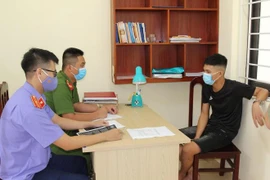 Giữa mùa dịch Covid-19 “tú ông” điều hành đường dây gái gọi với giá 300.000 đồng/lượt