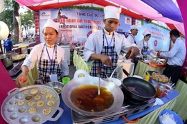 Loay hoay tìm hướng phát triển “công nghiệp văn hóa”