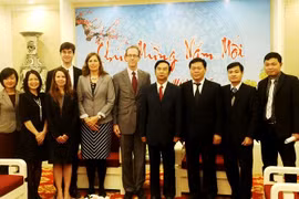 Đẩy mạnh hợp tác phòng chống buôn bán động vật hoang dã