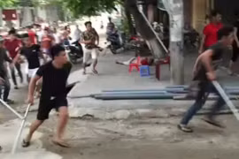 Chủ mưu vụ giang hồ hỗn chiến ở Phú Thọ ra đầu thú