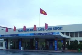 Nhiều chuyến bay đi Cát Bi phải hạ cánh xuống Nội Bài