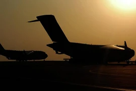 Mỹ thả dù 50 tấn vũ khí cho nhóm nổi dậy mới tại Syria