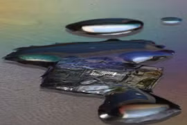 Mỹ ráo riết nghiên cứu máy bay không người lái tự tan chảy và biến mất