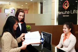 Hanwha Life tung gói bảo hiểm cho bệnh nhân ung thư