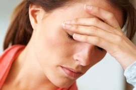 Tại sao phụ nữ dễ bị rối loạn lo âu sau khi sinh?