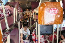 Chưa hết nỗi lo xe nhồi nhét 