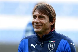 Conte nhất trí hợp đồng dẫn dắt Chelsea