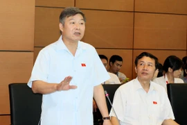 Băn khoăn về chuyện án lệ, đặt tên và chuyển đổi giới tính