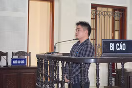Nam thanh niên chuyên lừa xin việc lĩnh án 11 năm tù