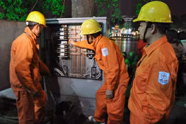 Đảm bảo cung ứng đủ điện dịp Tết Bính Thân