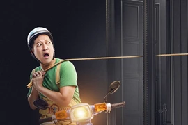 Trường Giang làm "shipper" trong phim mới