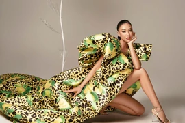 Á hậu Kim Duyên tiếp tục đại diện nhan sắc Việt thi quốc tế