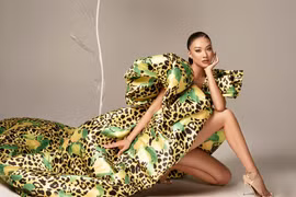 Á hậu Kim Duyên tiếp tục đại diện nhan sắc Việt thi quốc tế