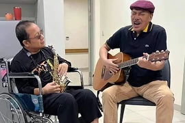 Nghệ sĩ saxophone Trần Mạnh Tuấn bị đột quỵ lần 2, vẫn đang hôn mê sau phẫu thuật