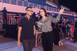 Á hậu Thụy Vân song hành với MC Đức Bảo dẫn lễ bế mạc SEA Games 31