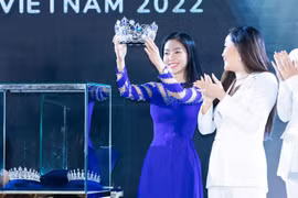 Tiết lộ 3 chiếc vương miện của cuộc thi "Hoa hậu Thế giới Việt Nam 2022"