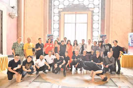 Đêm nhạc dài 5 tiếng ngoài trời quy tụ ban nhạc, nghệ sĩ đình đám thế hệ 6x, 7x của Hà Nội