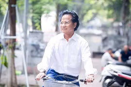 Chế Linh làm tour diễn kỷ niệm 60 năm ca hát, mời Lệ Quyên song ca