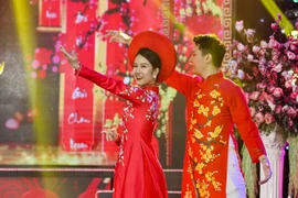 Một chương trình hài Tết ghi hình không có khán giả