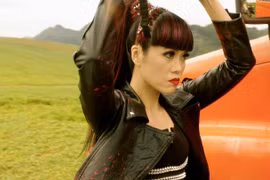 Siêu mẫu Jessica Minh Anh gặp sự cố khi đóng phim hành động "578"