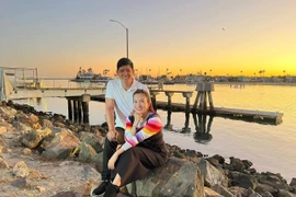 Bình Minh cùng vợ sang Mỹ quảng bá cho phim điện ảnh "Sám hối"