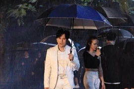 Đan Trường tung MV làm mới bản "hit" cách đây 24 năm 