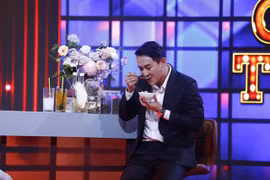 Hứa Vĩ Văn tiết lộ tuổi thơ gắn với nghề làm chè ba màu gia truyền
