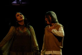 Thanh Lam hát ca khúc nói về nỗi lòng mẹ và con