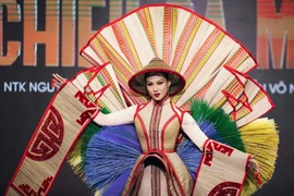 Nhan sắc Việt mặc chiếu Cà Mau thi "Hoa hậu Hoàn vũ Thế giới 2022"