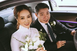 Bà xã NSND Công Lý lần đầu tiết lộ về biến cố sức khỏe của chồng