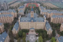 Ngắm học viện bóng đá 185 triệu USD ở Trung Quốc