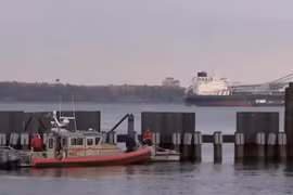 Vụ lật thuyền gần Đảo Staten, Mỹ khiến 3 người thiệt mạng, 1 người mất tích