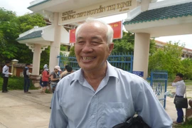  Cụ ông ở miền Tây đã đỗ tốt nghiệp PTTH ở tuổi 70