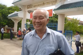  Cụ ông ở miền Tây đã đỗ tốt nghiệp PTTH ở tuổi 70