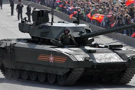 Xe tăng Armata T-14 sẽ được trang bị đạn pháo điều khiển từ xa