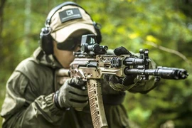 Nga trình làng phiên bản mới của súng trường tấn công AK-12