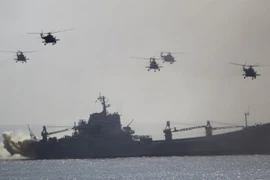 Video 120.000 lính Nga tập trận bảo vệ Crimea