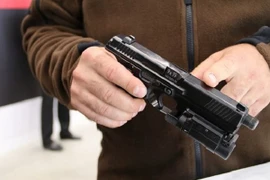 Nga ra mắt súng lục thế hệ mới Lebedev PL-15