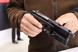 Nga ra mắt súng lục thế hệ mới Lebedev PL-15