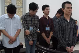 Phó Giám đốc công ty tổ chức “nghe lén” hàng nghìn điện thoại