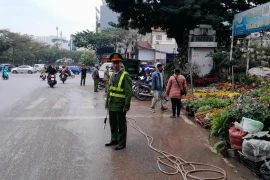 Quyết liệt xử lý vi phạm trật tự đô thị khu vực chợ Bưởi